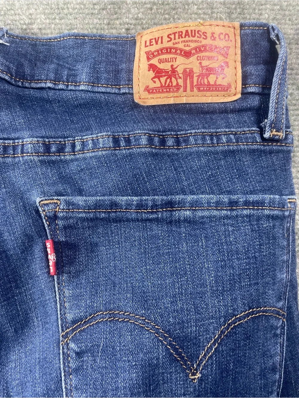 Levis 311 shaping